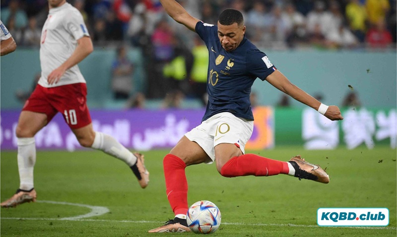 Kylian Mbappé đang là ngôi sao hứa hẹn phá vỡ kỷ lục đạt được trước đó của Miroslav Klose